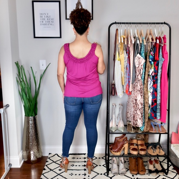 Sleeveless Top - Picture 5 of 9